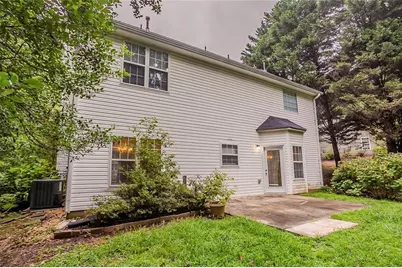 6001 Devonshire Drive, Flowery Branch, GA 30542 - Photo 36