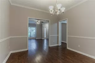 6001 Devonshire Dr, Flowery Branch, GA 30542 - Photo 16