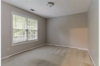 6001 Devonshire Drive, Flowery Branch, GA 30542 - Photo 18