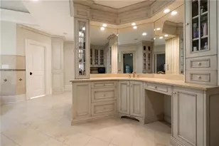 4136 N Stratford Rd NE, Atlanta, GA 30342 - Photo 38