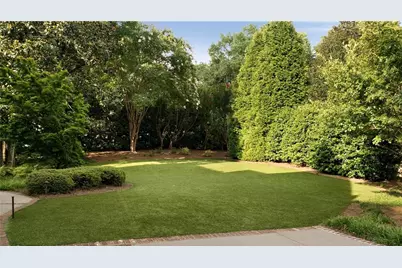 4136 N Stratford Road NE, Atlanta, GA 30342 - Photo 74