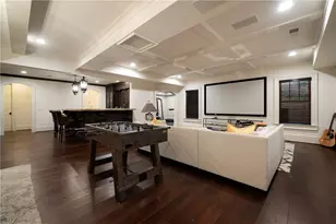 4136 N Stratford Rd NE, Atlanta, GA 30342 - Photo 48