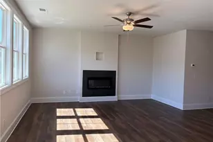 939 Crestmanor Dr, Marietta, GA 30008 - Photo 4