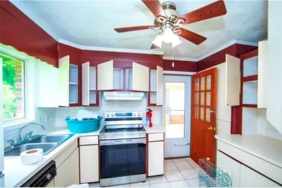 5856 Oakleaf Drive, Stone Mountain, GA 30087 - Photo 4