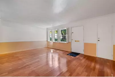 270 Lakemoore Drive #B, Atlanta, GA 30342 - Photo 6