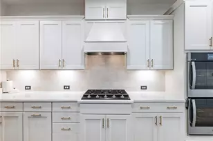 522 Ontario Ln, Hoschton, GA 30548 - Photo 16