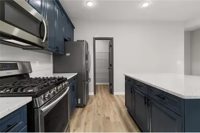 6330 Weller Trail, Sugar Hill, GA 30518 - Photo 12