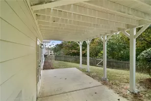 6330 Weller Trail, Sugar Hill, GA 30518 - Photo 58