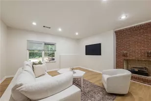 327 W Parkwood Rd, Decatur, GA 30030 - Photo 26