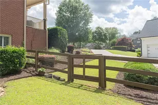 200 Long Needle Ct, Sugar Hill, GA 30518 - Photo 70