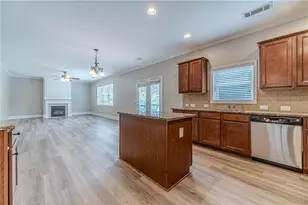 1220 Edgebrook Ln, Snellville, GA 30078 - Photo 12