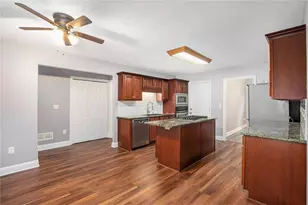 8148 Lakeview Pkwy, Villa Rica, GA 30180 - Photo 10