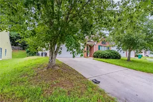 4890 Wilkins Station Dr, Decatur, GA 30035 - Photo 2