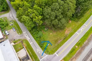 18 E Johnson St, Temple, GA 30179 - Photo 1
