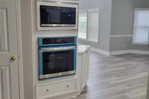 4045 Hillcrest View Ct, Suwanee, GA 30024 - Photo 12