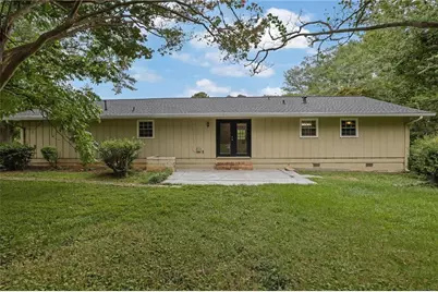 3505 Commanche Court SE, Smyrna, GA 30080 - Photo 8