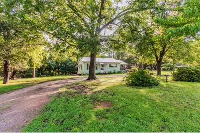 6494 Hwy 124, Hoschton, GA 30548 - Photo 1