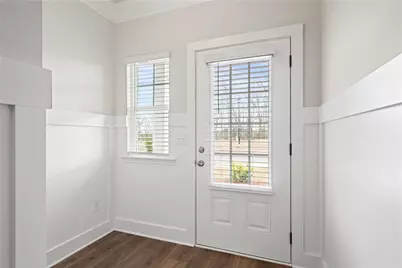 5513 Keswick Drive, Flowery Branch, GA 30542 - Photo 4