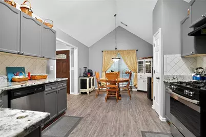 932 Creek Bottom Road, Loganville, GA 30052 - Photo 8