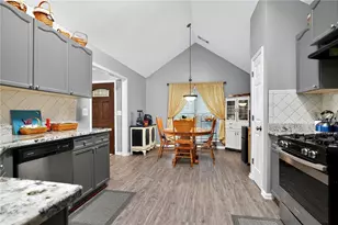 932 Creek Bottom Rd, Loganville, GA 30052 - Photo 8