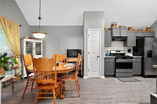 932 Creek Bottom Rd, Loganville, GA 30052 - Photo 10