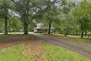 83 Russell Rd, Lawrenceville, GA 30043 - Photo 4