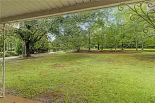 81 Russell Rd, Lawrenceville, GA 30043 - Photo 6