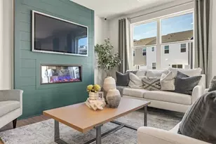 5308 Melbourne Ln, Flowery Branch, GA 30542 - Photo 2