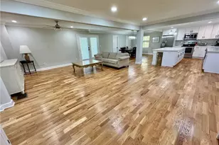 381 Brookwood Dr W, Dawsonville, GA 30534 - Photo 8