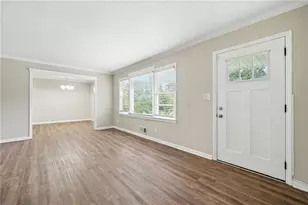 2493 Miriam Ln, Decatur, GA 30032 - Photo 4