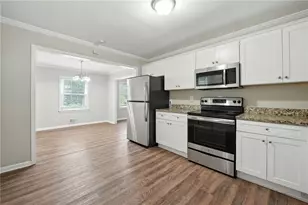 2493 Miriam Ln, Decatur, GA 30032 - Photo 8