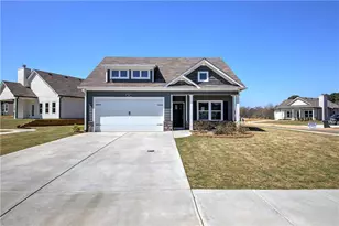 200 Daisy Ct, Cartersville, GA 30121 - Photo 2