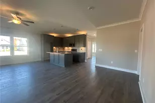 200 Daisy Ct, Cartersville, GA 30121 - Photo 2