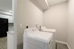 829 Castlebottom Dr, Lawrenceville, GA 30045 - Photo 34