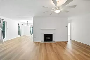 1105 Pine Heights Dr NE, Atlanta, GA 30324 - Photo 6