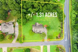 6006 Trojan Dr, Gainesville, GA 30506 - Photo 2