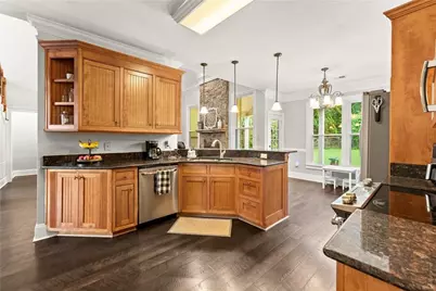 6006 Trojan Drive, Gainesville, GA 30506 - Photo 16