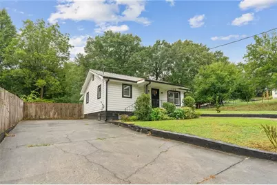 310 Bonaire Street, Cartersville, GA 30120 - Photo 2