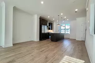 617 Millcroft Blvd, Buford, GA 30518 - Photo 10