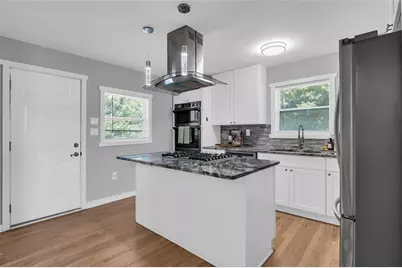 3910 Clairmont Road, Atlanta, GA 30341 - Photo 12