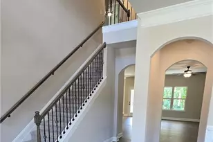 956 Lakeview Oaks Ct, Grayson, GA 30017 - Photo 2