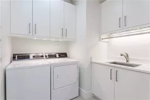 3376 Peachtree Rd NE, Atlanta, GA 30326 - Photo 10