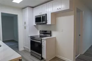 5411 Louis Xiv Ln, Atlanta, GA 30349 - Photo 32