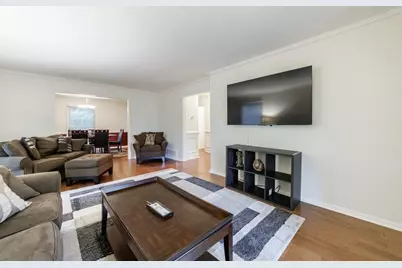 11465 Elkins Road, Roswell, GA 30076 - Photo 4