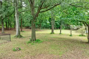 11465 Elkins Rd, Roswell, GA 30076 - Photo 32