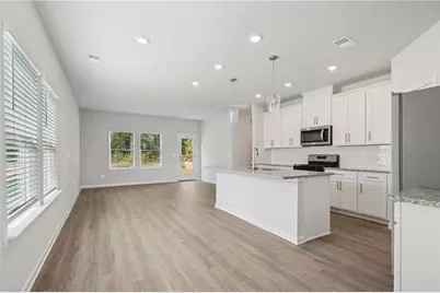 7830 Marie Way, Fairburn, GA 30213 - Photo 6