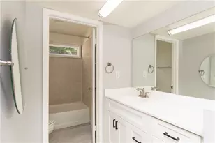 101 Vineyard Pond Dr, Norcross, GA 30071 - Photo 34