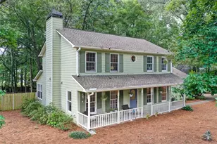 1870 Shady Creek Ln, Lawrenceville, GA 30043 - Photo 2