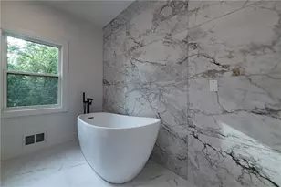 4 Bentley Trace Manor, Atlanta, GA 30327 - Photo 76