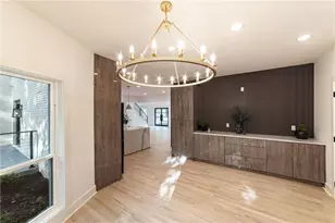 4 Bentley Trace Manor, Atlanta, GA 30327 - Photo 32